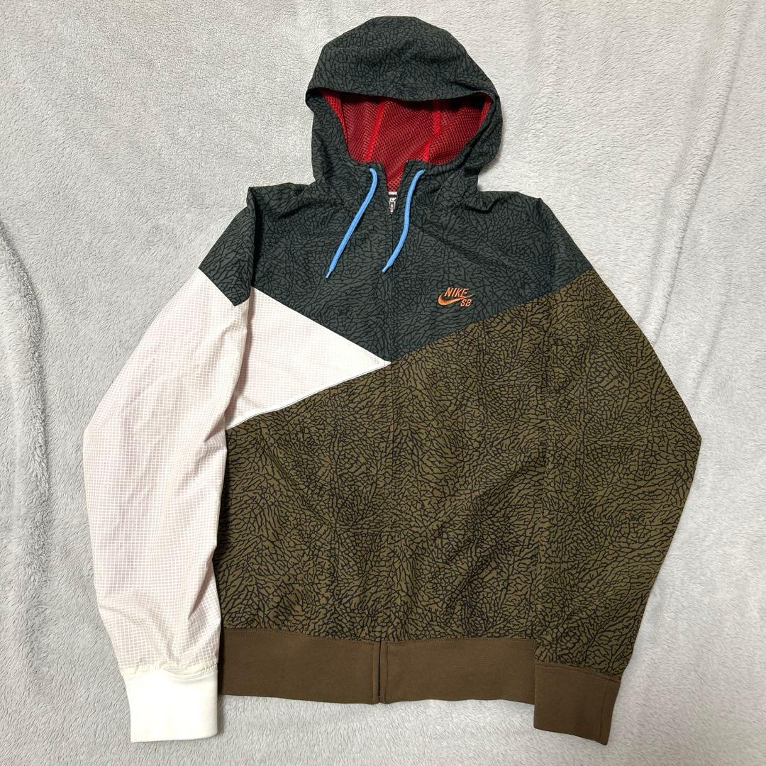 美品　レアNIKE SB セメント　ナイロンジャケットSupreme 刺繍ロゴ