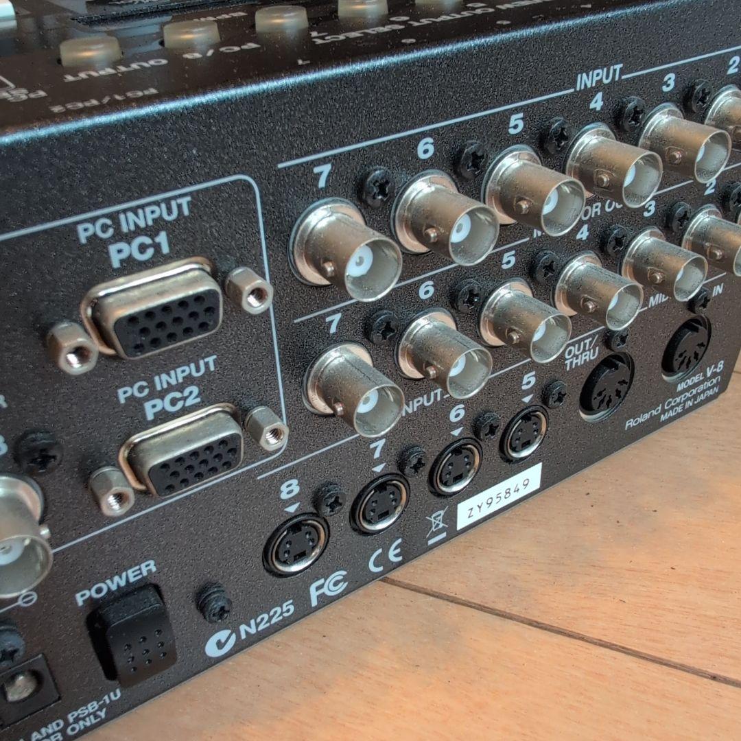 8チャンネルビデオミキサー Roland EDIROL V8