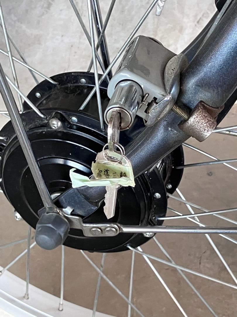三輪電動アシスト自転車 グレー