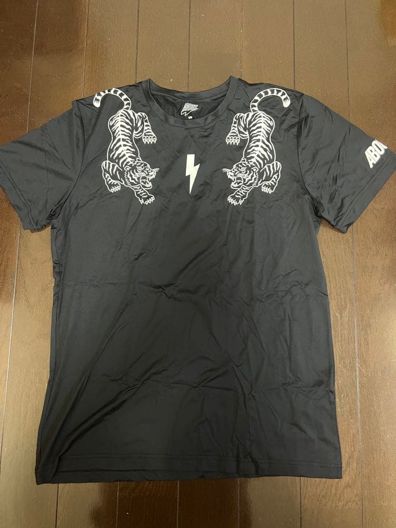 値下げABOUT タイガーシャツ