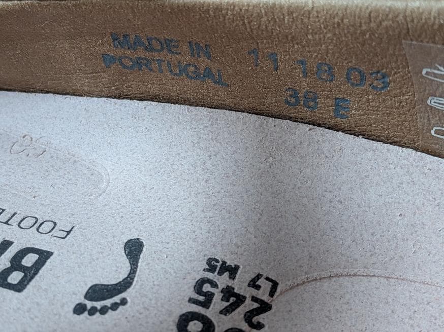 新品BIRKENSTOCKリズモアホワイト、赤 レザーシューズ 2足