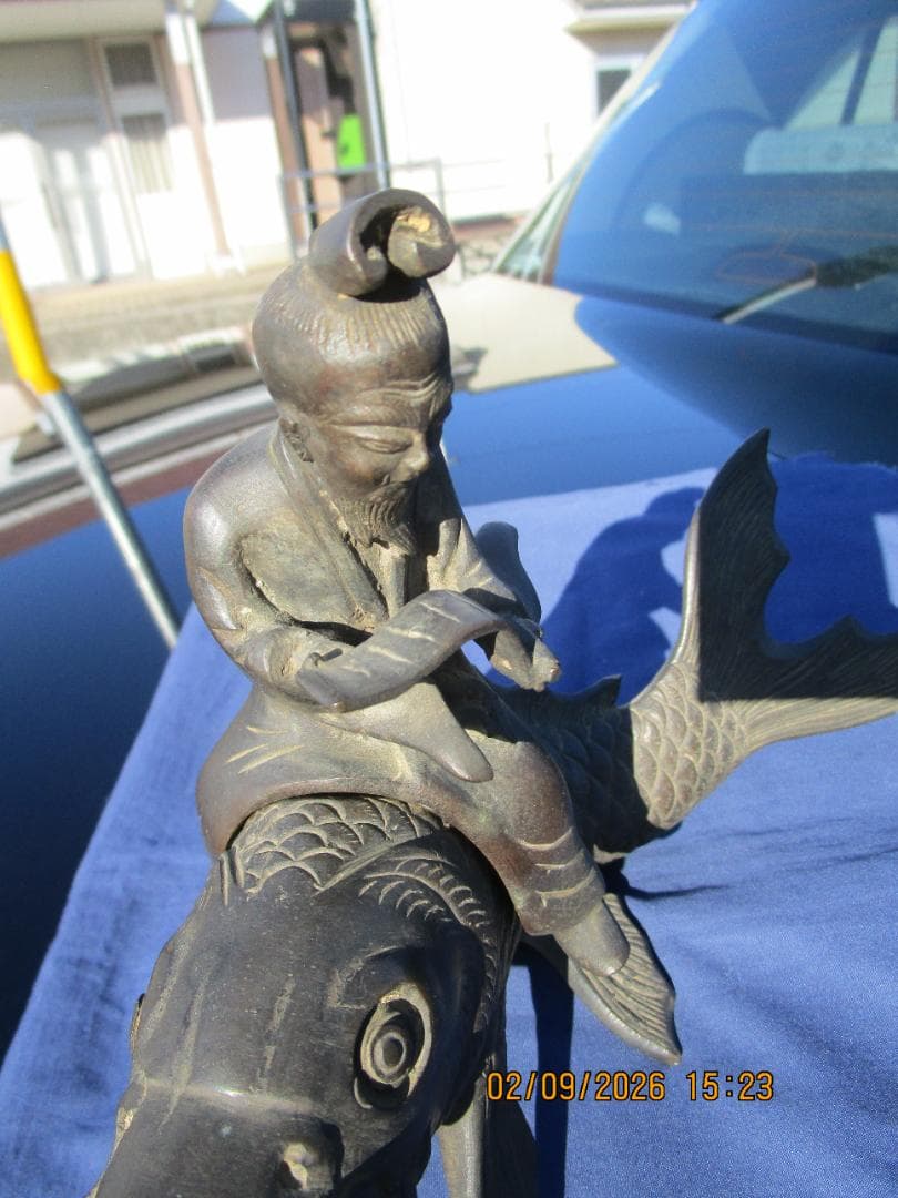 古銅　香炉　置物　乗ったり　書斎物　鯉仙人　程度良し　重さ約1230グラム　1体