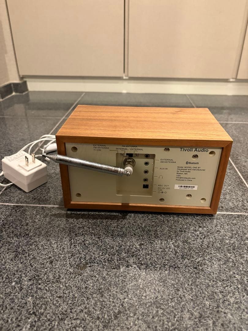 Tivoli Audio Model One ウッド調スピーカー