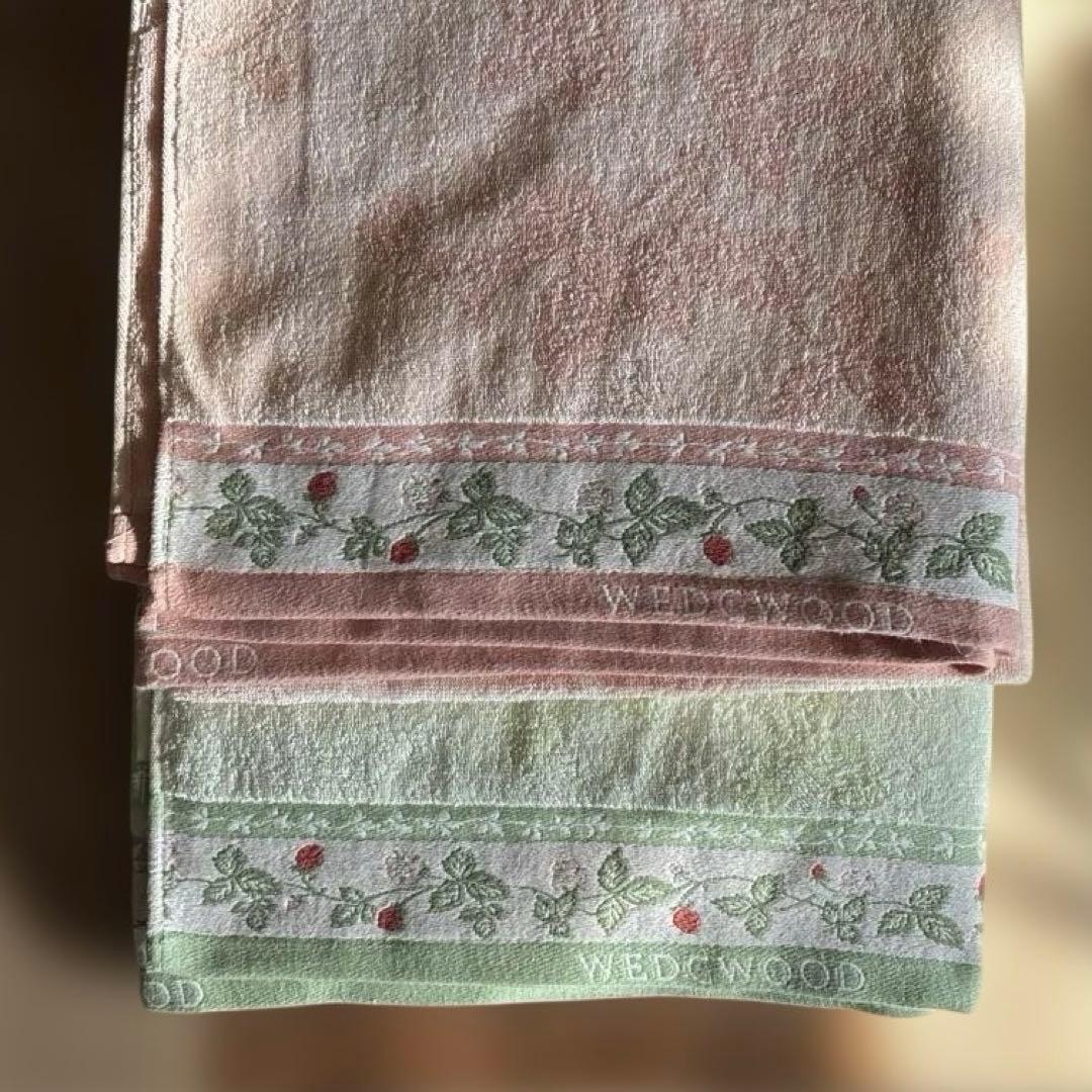 新品  ストロベリー柄 タオルケット2枚セット