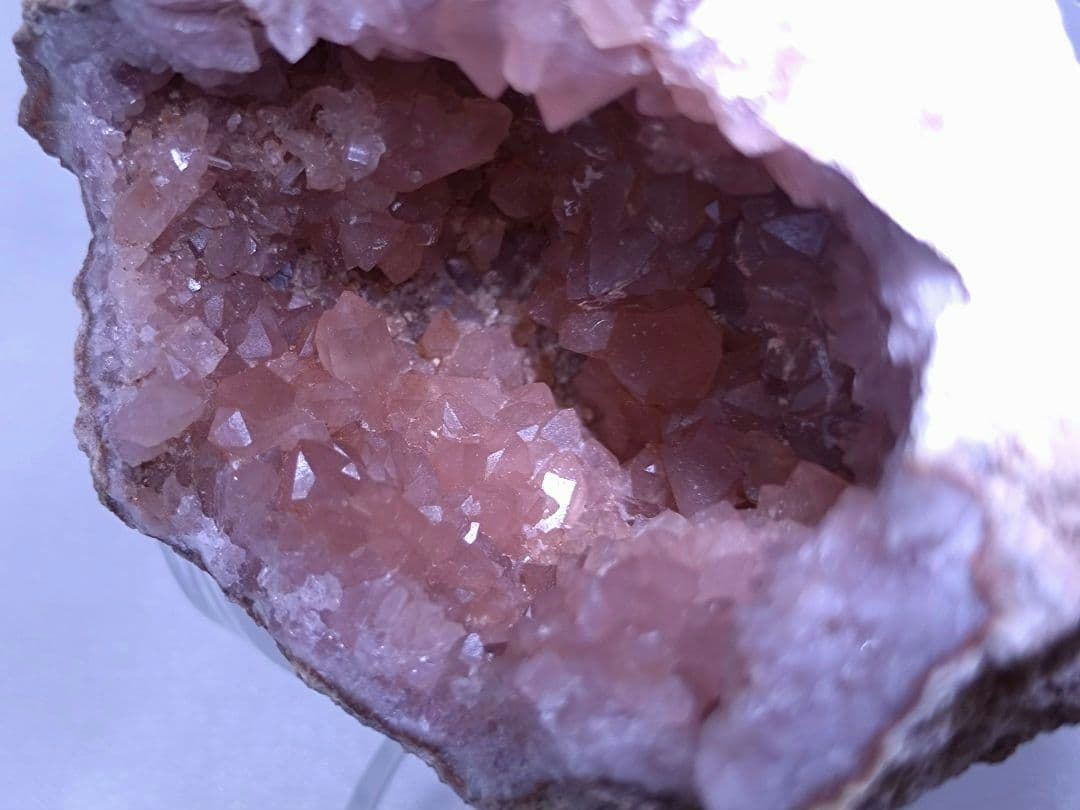 高品質　アルゼンチン産　ピンクアメジスト　ジオード　原石　標本　①