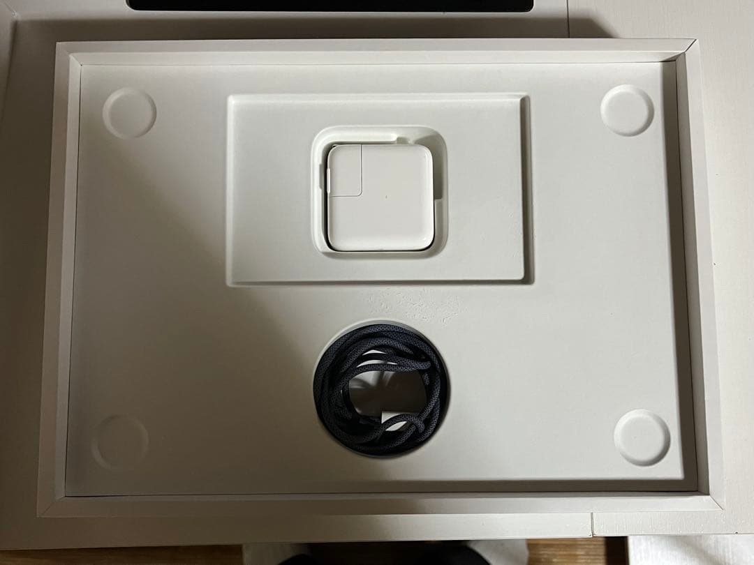 MacBook本体 MacBook Air m2 16GB 256GB