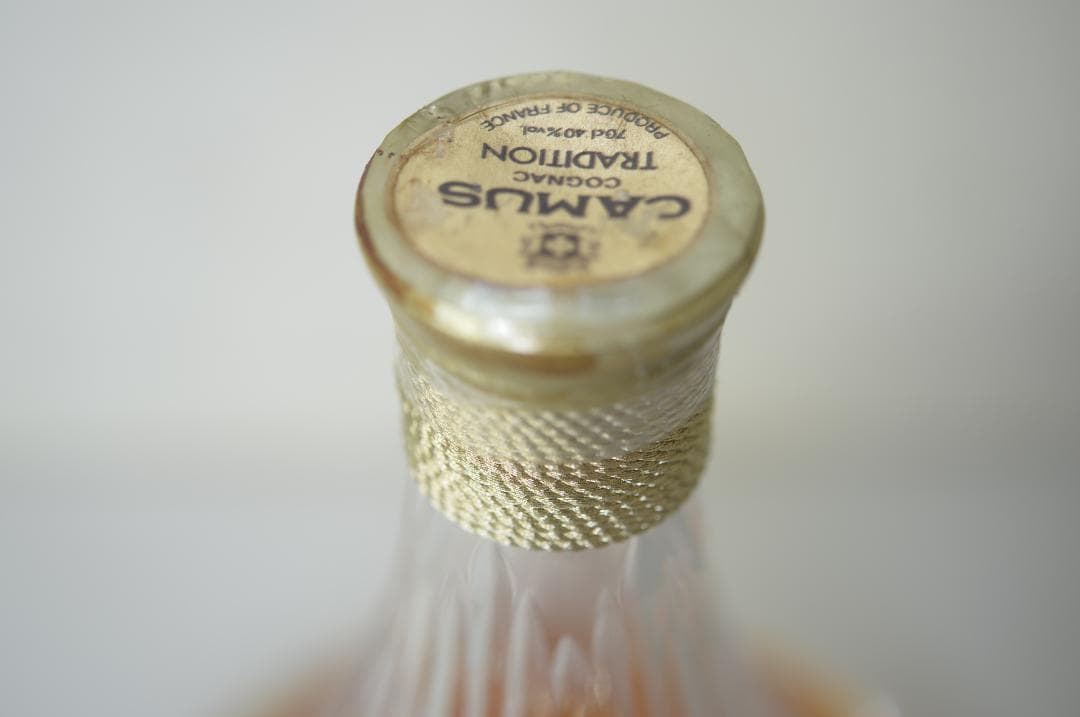 CAMUS カミュ トラディション バカラボトル ブランデー 700ml 40%