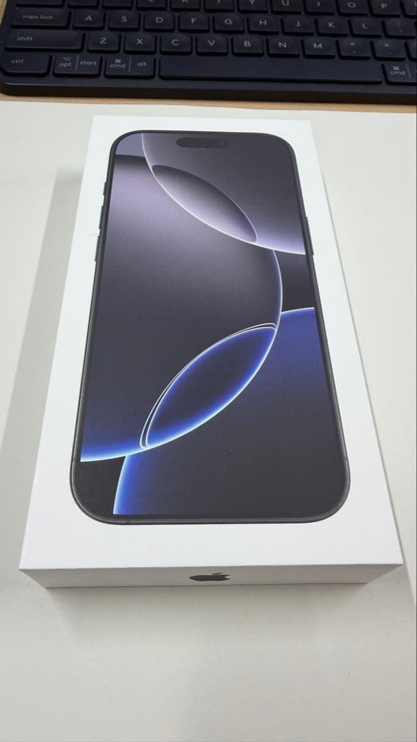 超美品 Apple iPhone 16 Pro 512GB