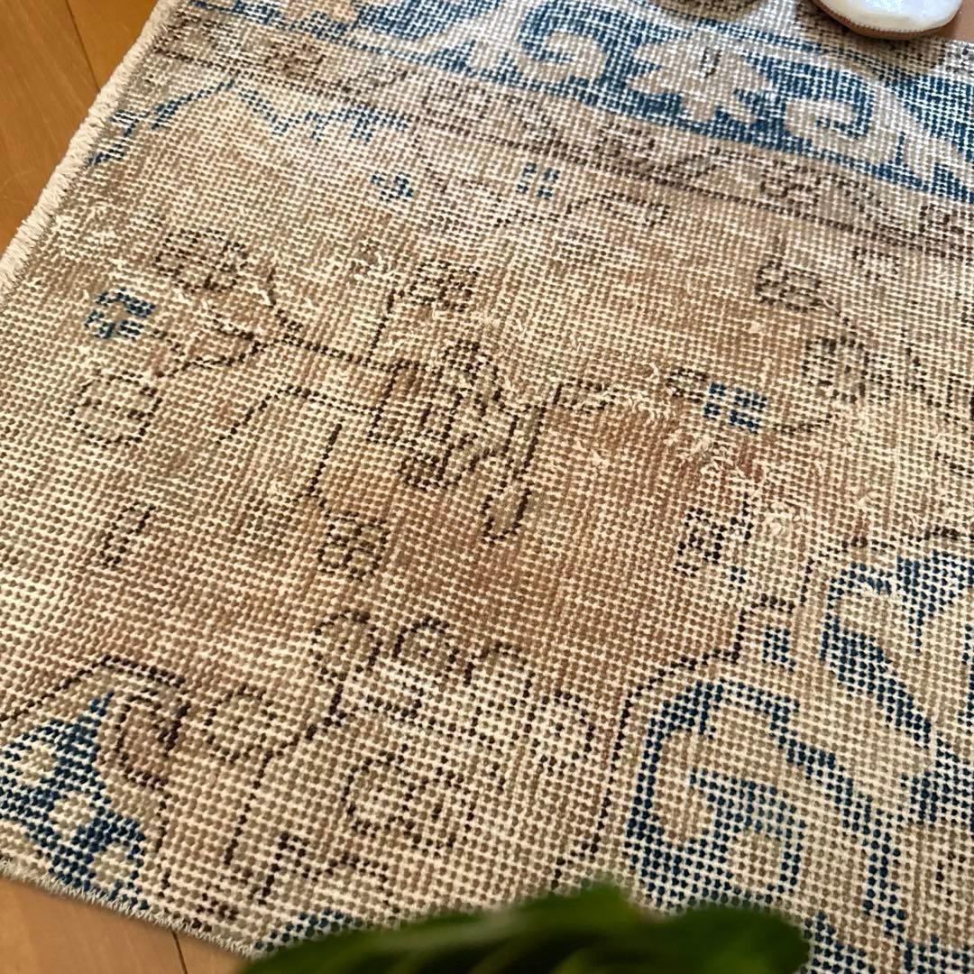 57×106 淡いミルクティー　神秘的ブルー　トルコヴィンテージラグ