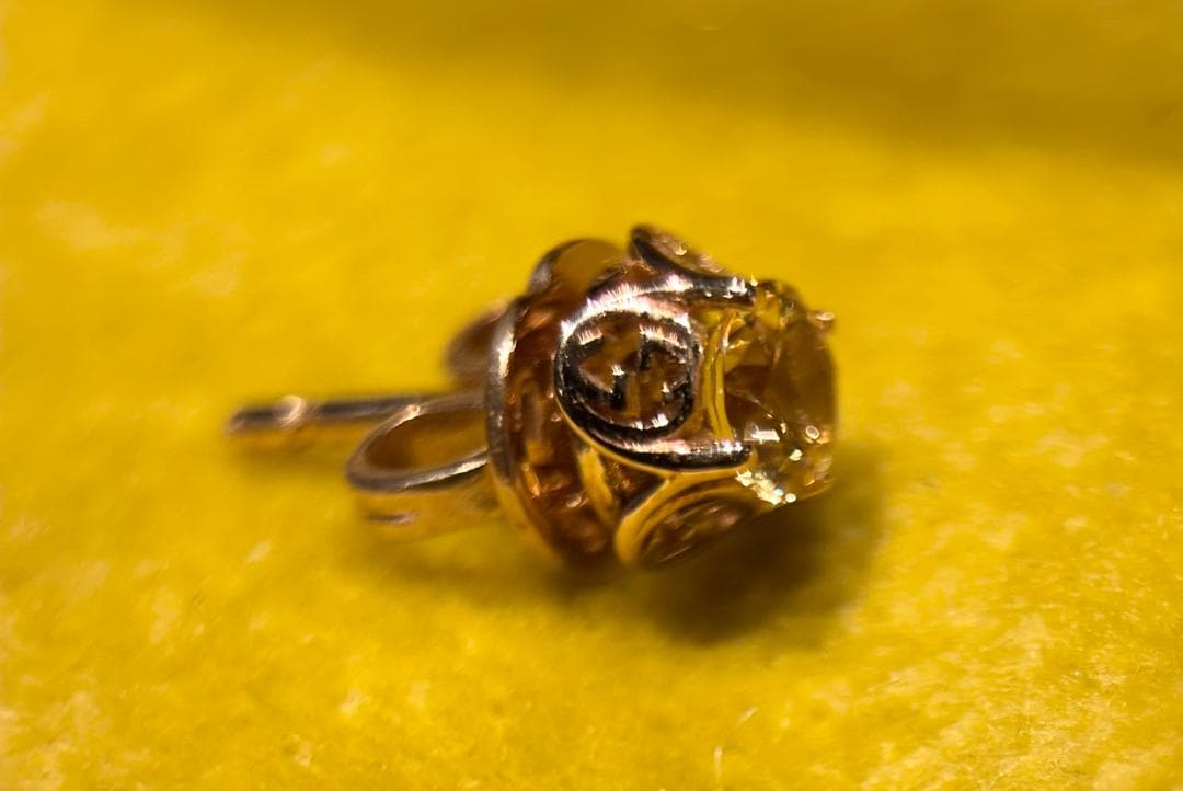 GUCCI グッチ インターロッキングG K18 イエローサファイア ピアス