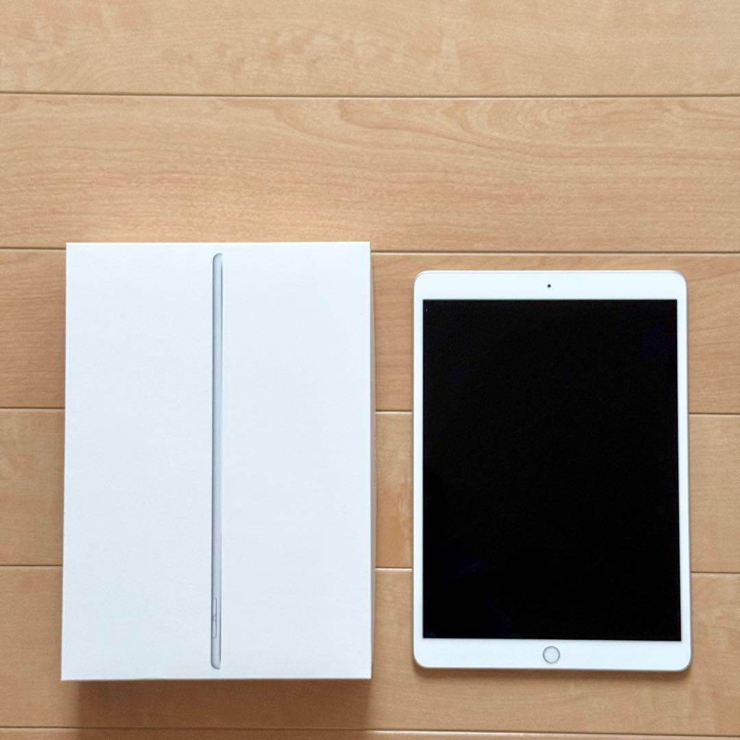 【美品】iPad Air (第3世代) 64GB 箱 充電器付き 即日〜翌日発送