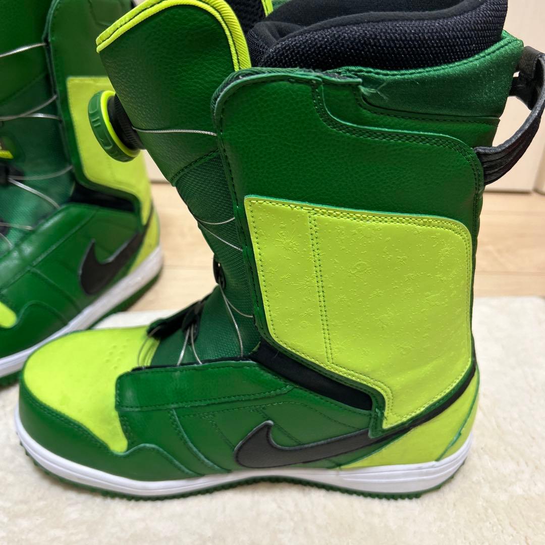 Nike スノーボードブーツ グリーン/イエロー