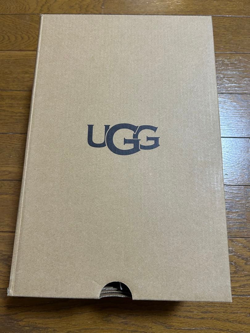 靴 UGG Cluggette