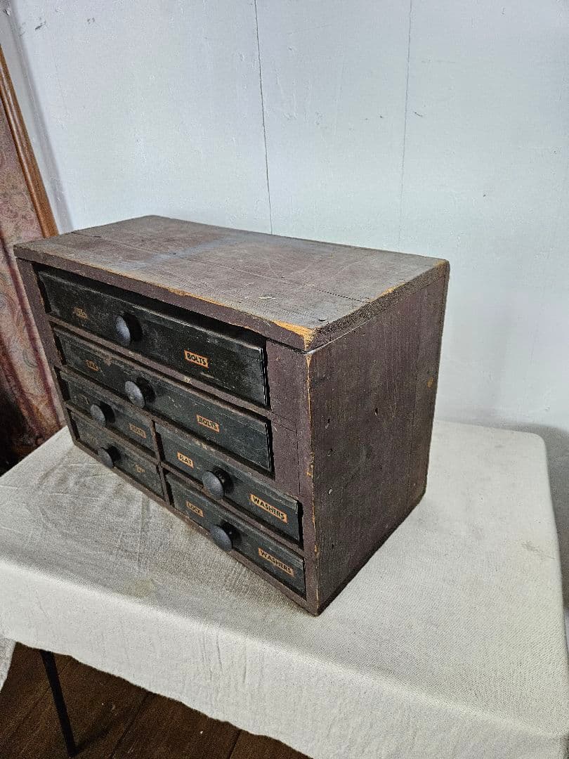 USヴィンテージ 古いパーツキャビネット インダストリアル インテリア 小引出し