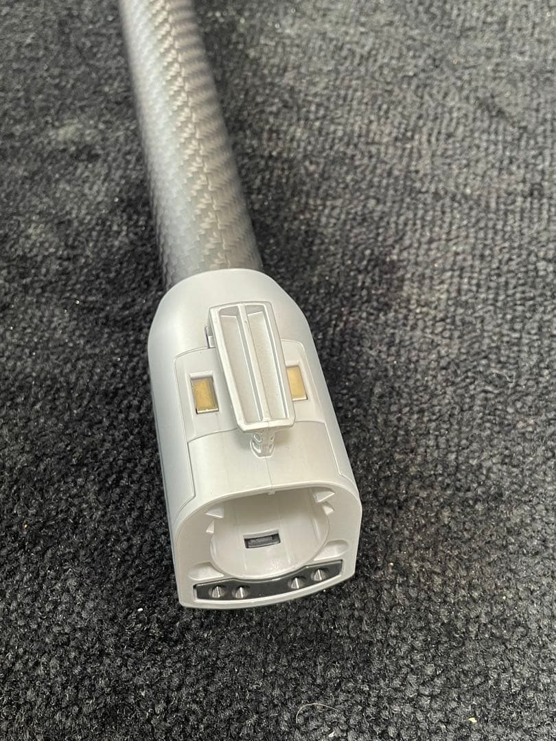 Shark スティッククリーナー IW2241J 未使用に近い商品です