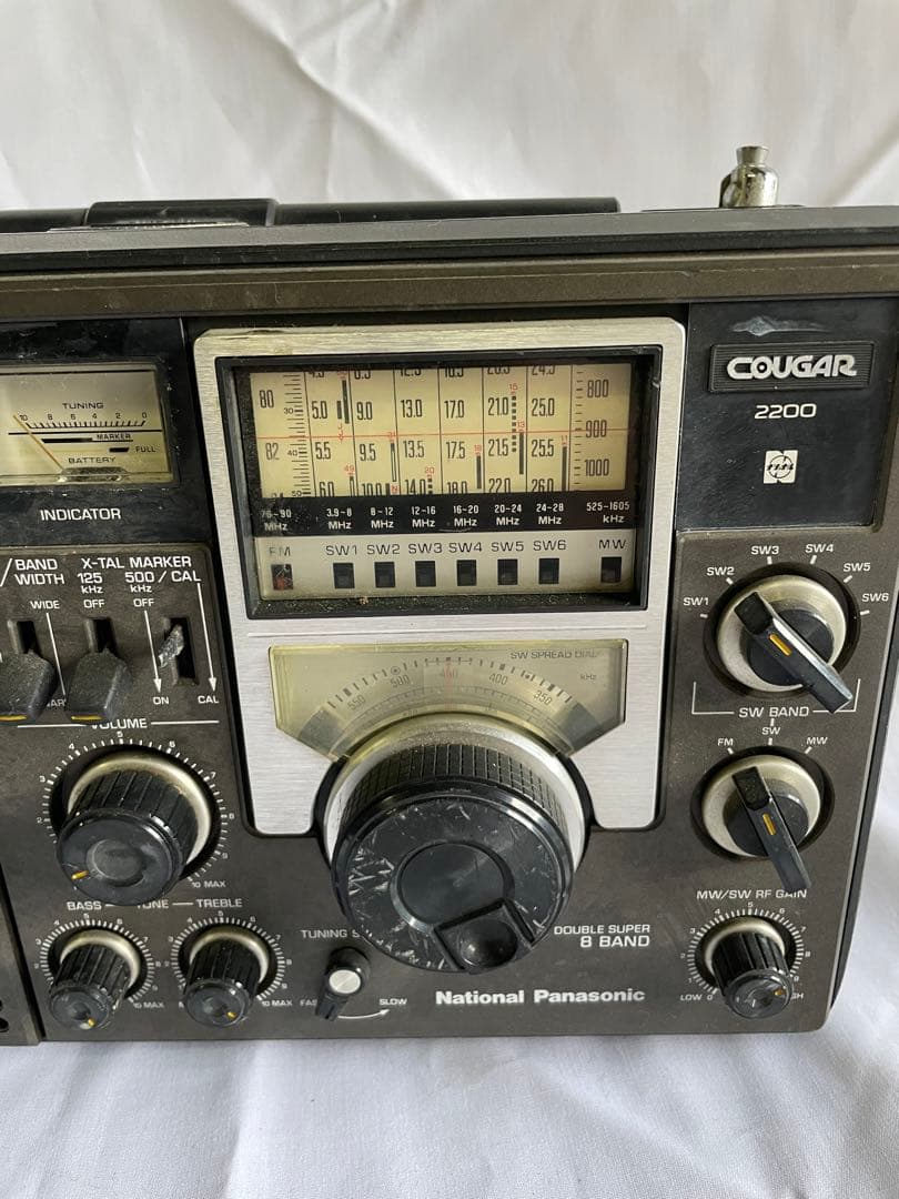 希少National Panasonic Cougar 2200 BCLラジオ