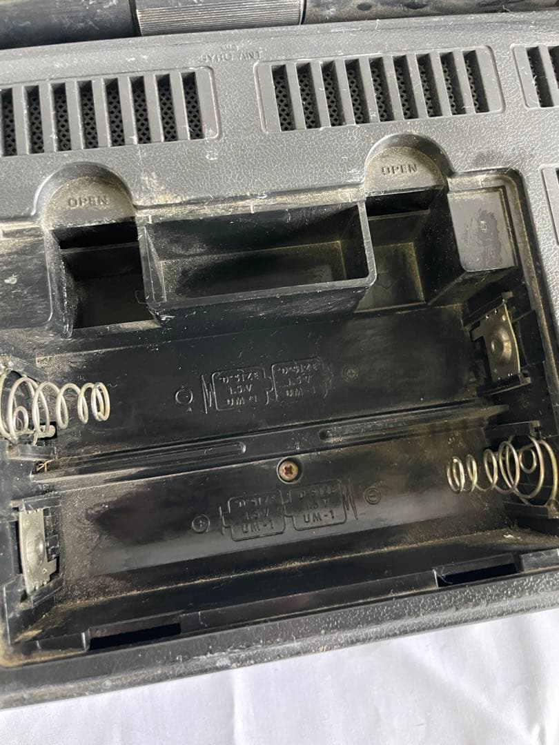 希少National Panasonic Cougar 2200 BCLラジオ