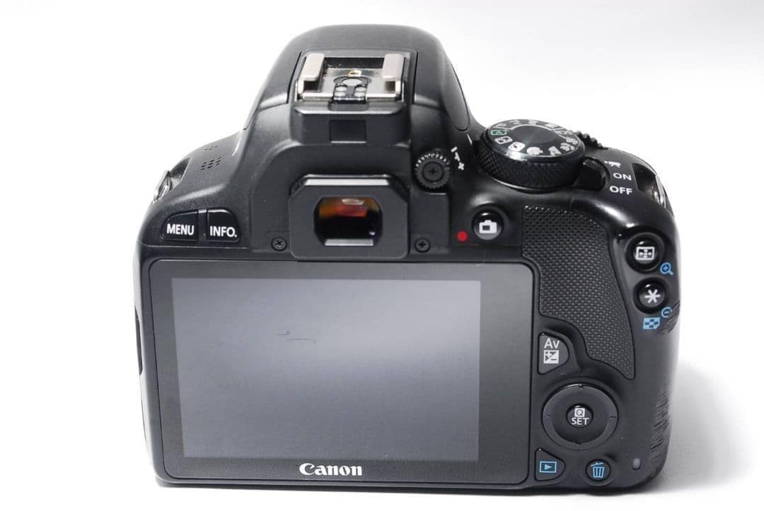 ⭐️届いてすぐ使える⭐️Canon Kiss X7一眼レフカメラ バッグ付き