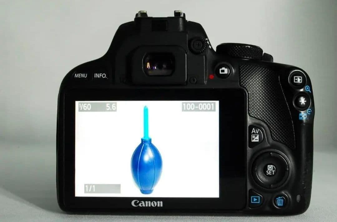 ⭐️届いてすぐ使える⭐️Canon Kiss X7一眼レフカメラ バッグ付き