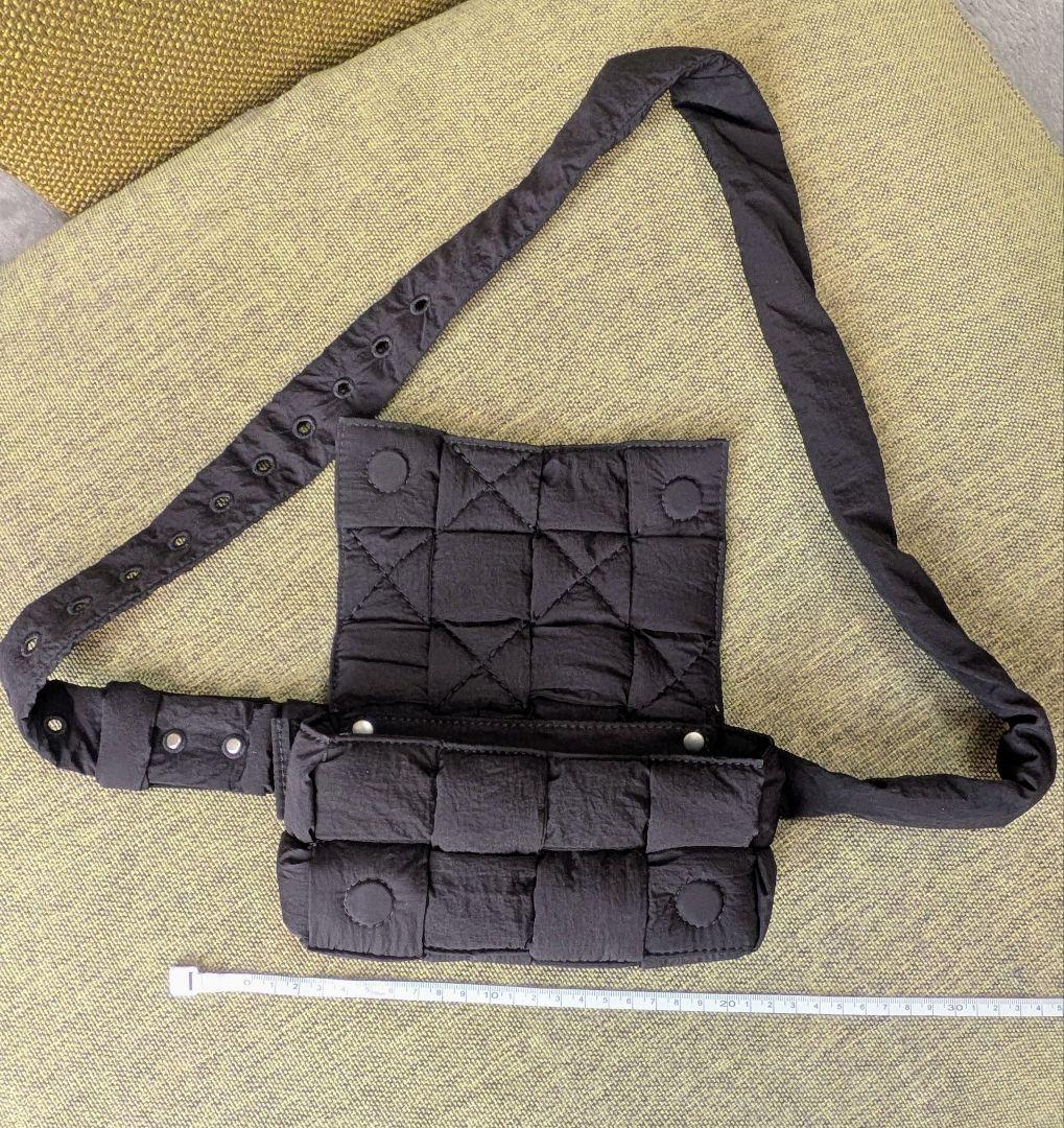 ボッテガヴェネタ ボディバッグ マキシイントレチャート パデットテックカセット