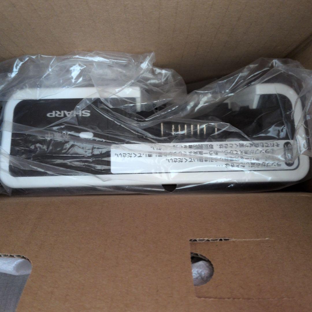 【未使用】シャープ スティッククリーナーRACTIVE Air EC-AR9-B