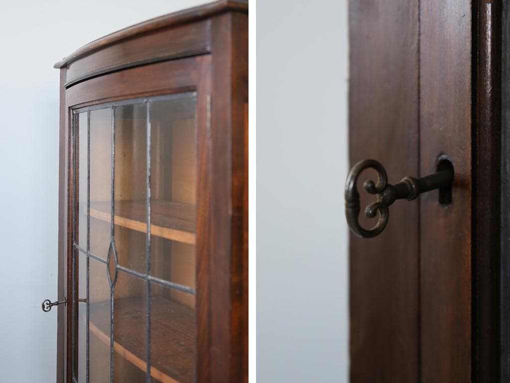 英国アンティークガラスキャビネット/食器棚/本棚/飾り棚/キュリオ(92-25)