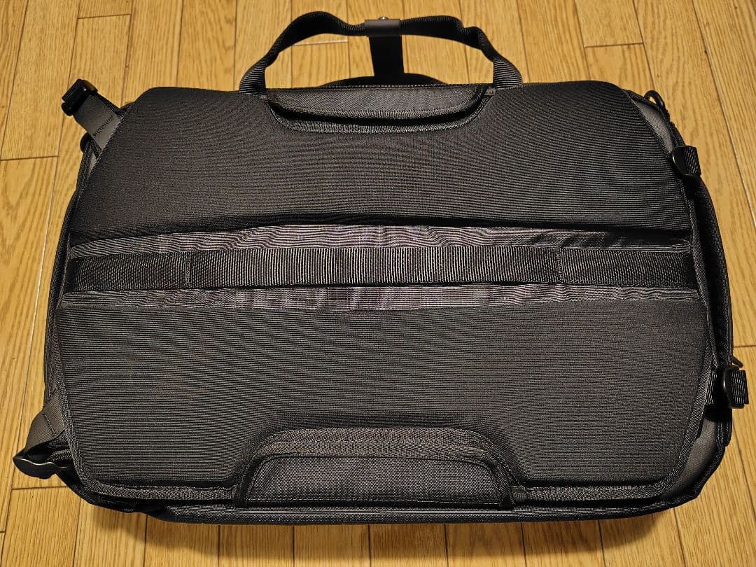 BLACK EMBER FORGE30 現行 未使用 ショルダーストラップ等あり