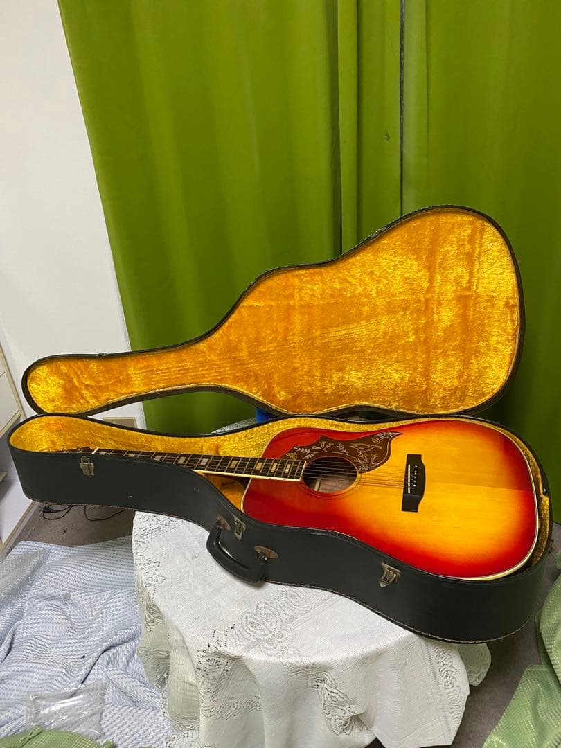 A*)様 新春特価Greco ハミングバードエレアコ　音出し良好　アコギもOK！