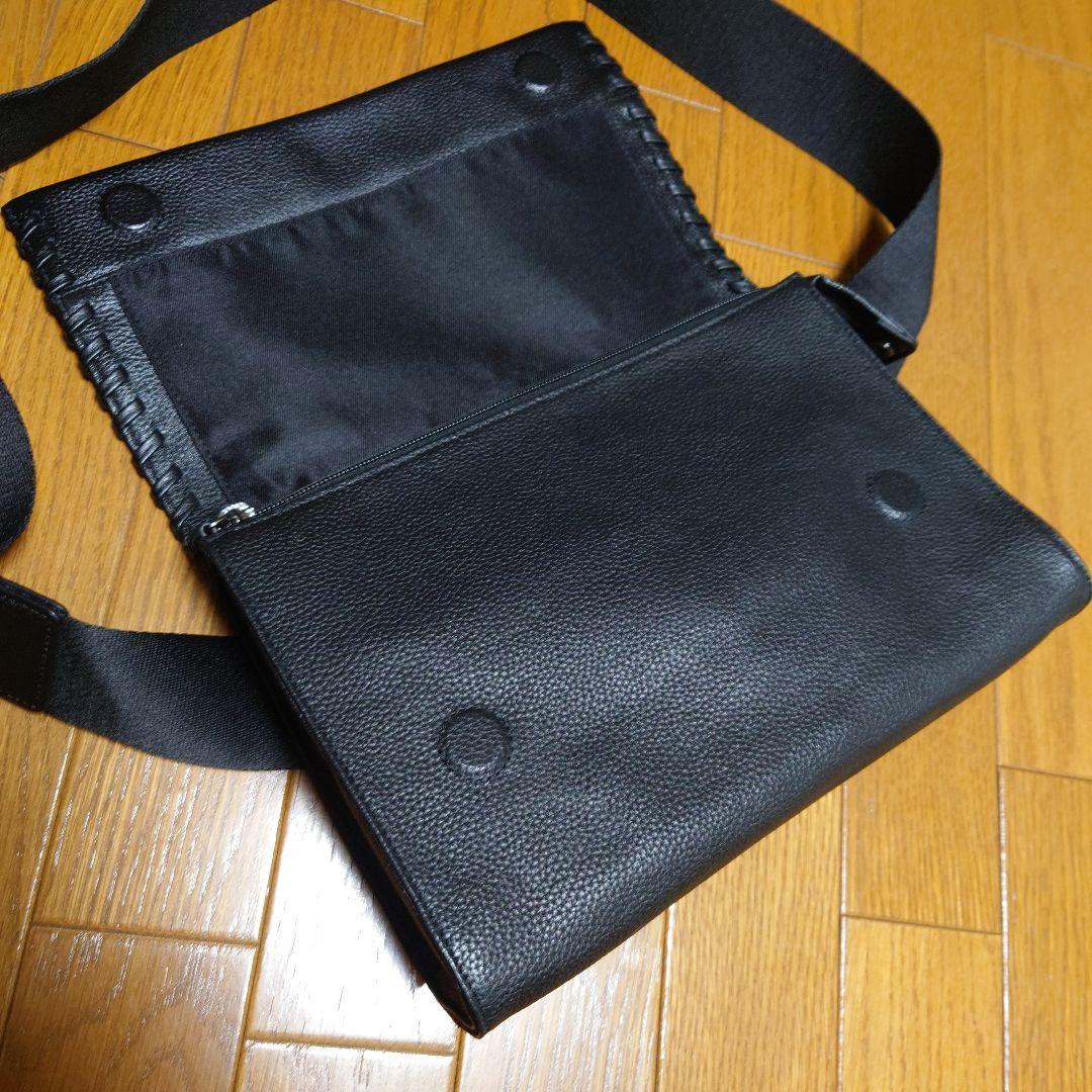 ear PAPILLONNER イアパピヨネ ワイドテープショルダーバッグ 黒