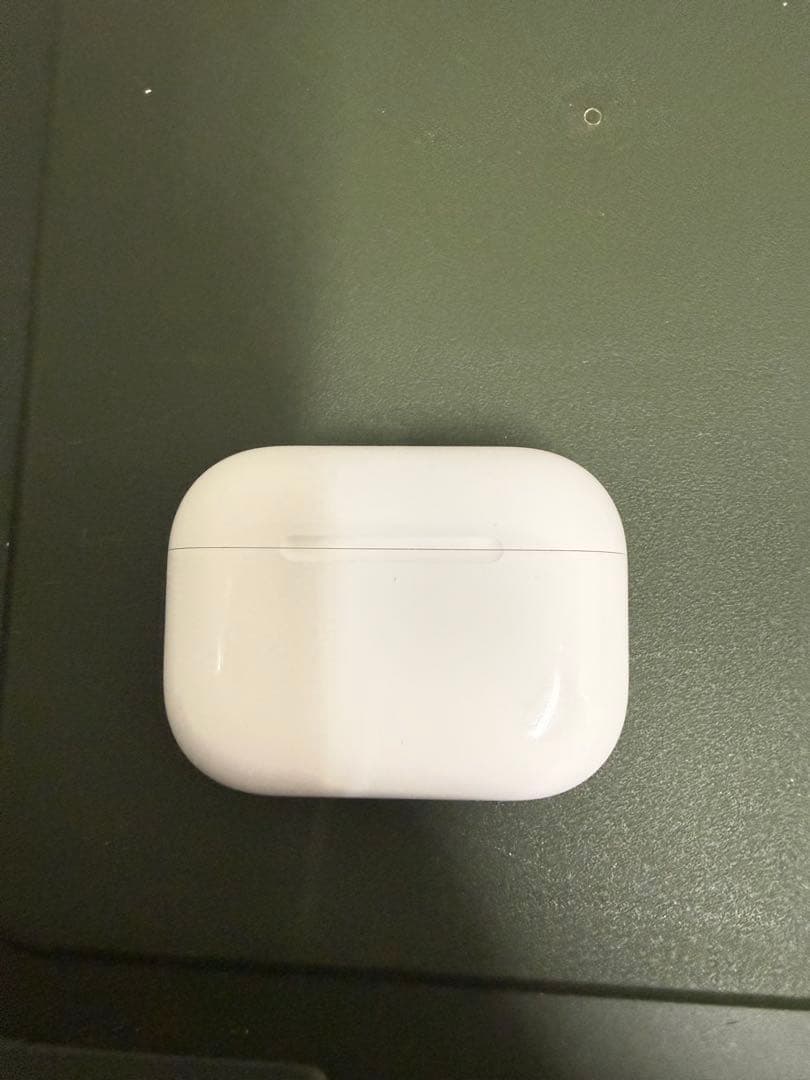 ふ*読様 極美品　AirPods Pro 3