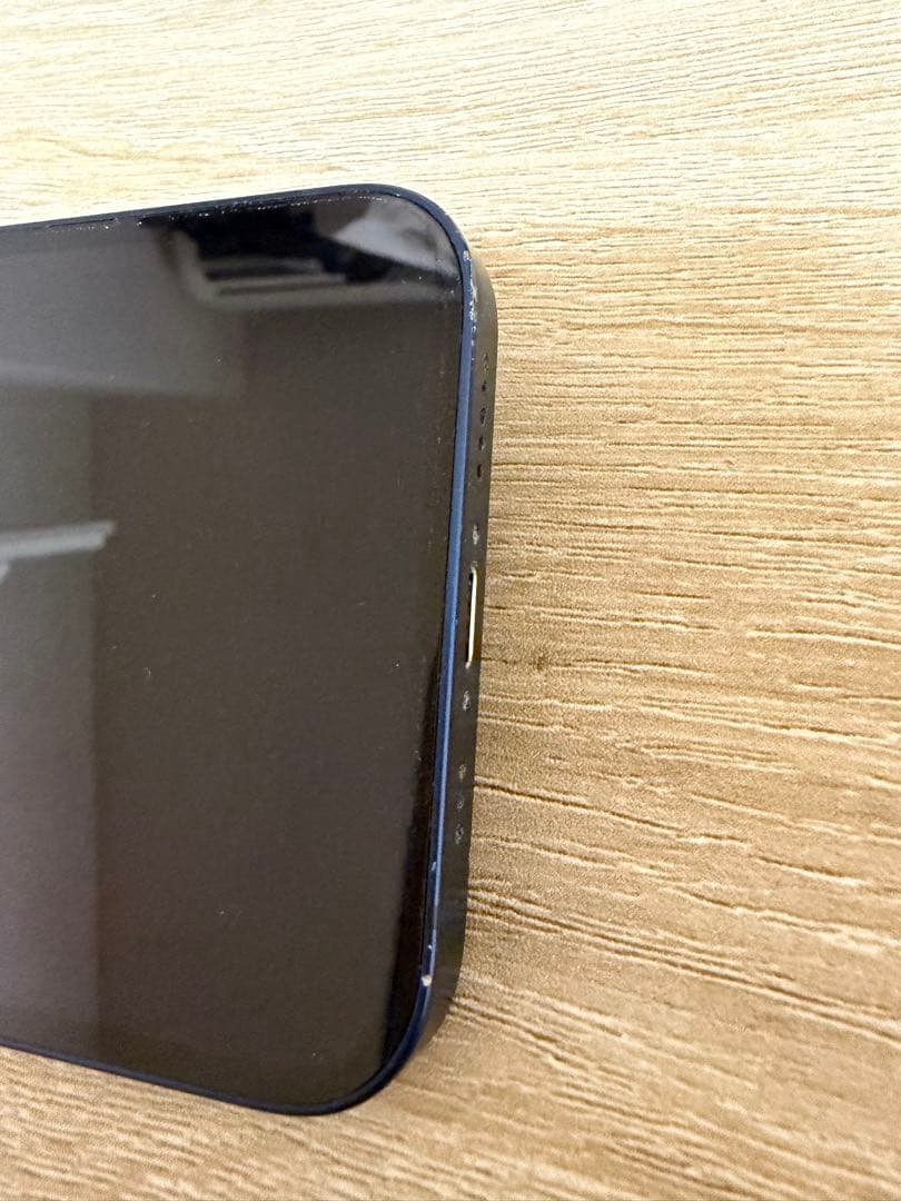 iPhone12（128GB）　ケース付き