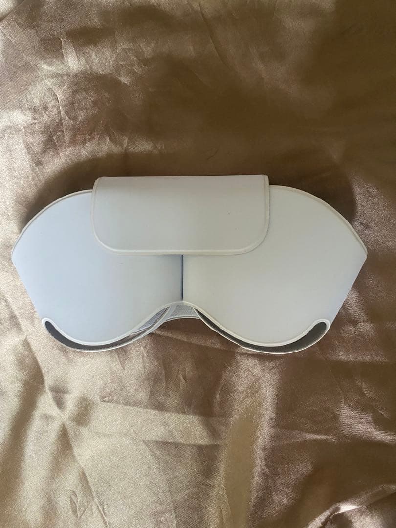 ワイヤレスヘッドホン AirPods Max シルバー