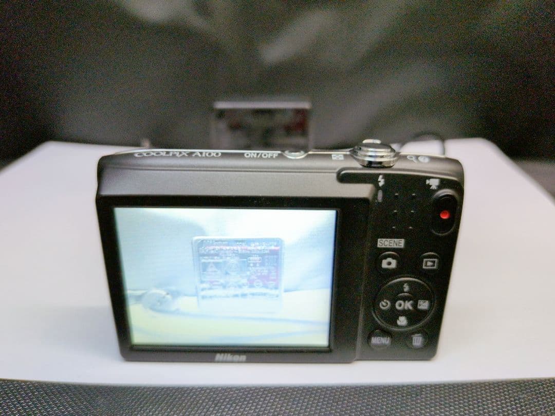 Nikon コンパクトデジタルカメラ COOLPIX A100　M2855