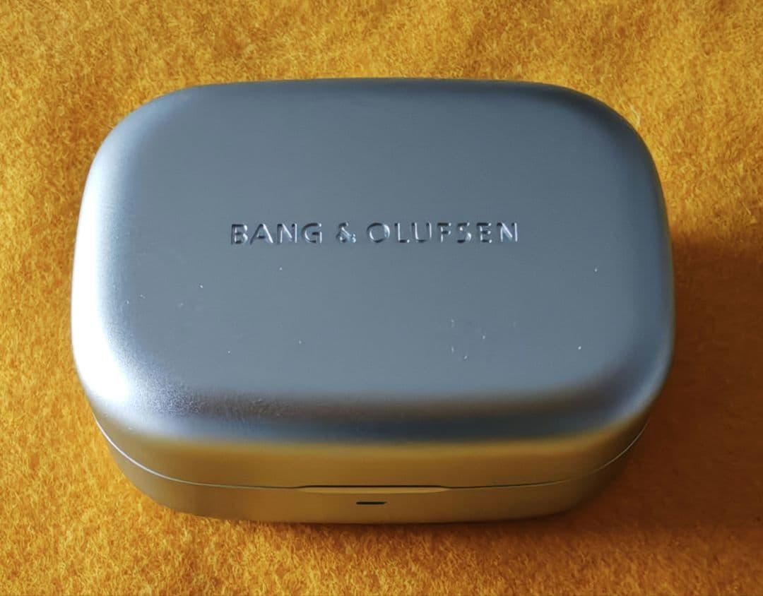 Bang & Olufsen Beoplay Eleven ワイヤレスイヤホン