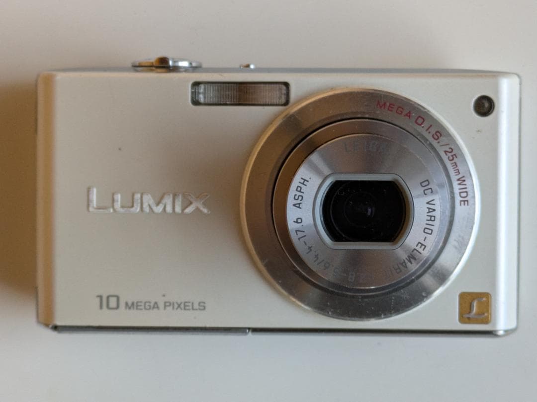 ★実用美品★パナソニック LUMIX DMC-FX35　バッテリー・充電器付