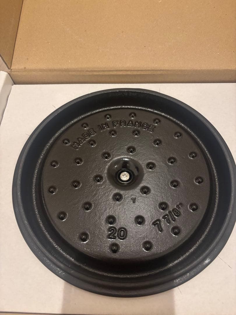 STAUB ラウンドココット グレナディンレッド