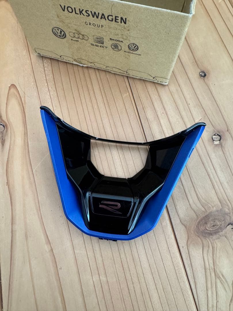 Volkswagen R ステアリングガーニッシュ　未使用