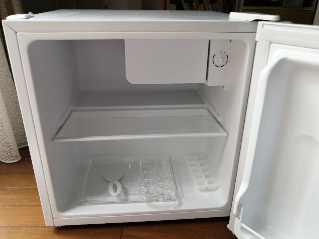 アイリスオーヤマ冷蔵庫PRC-B051D-W