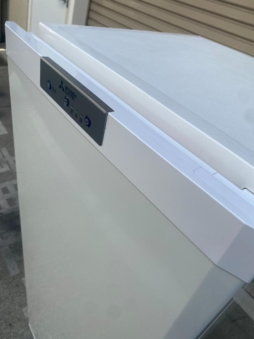 A593♠️三菱 冷凍庫 フリーザー 121L スリムタイプ【MF-U12H-W