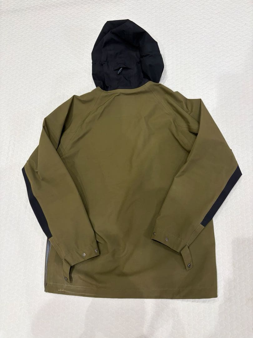 241 スノーボード ウェア　プルオーバー　GORE-TEX カーキXL