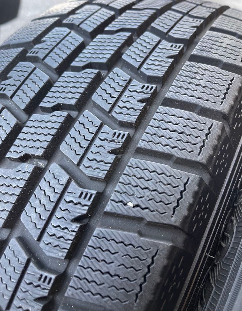売り切り 美品 バリ溝 2024年製 プリウス スタッドレスタイヤ 4本セット