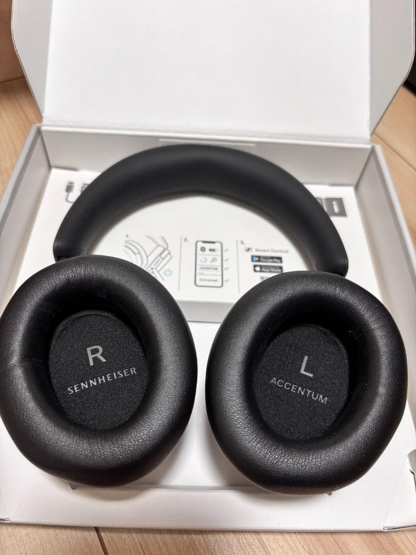 Sennheiser Accentum Wireless ブラック