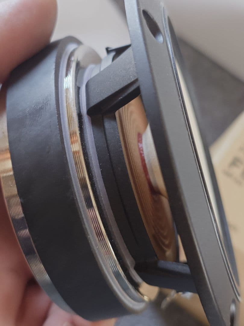 FOSTEX FE108-Sol フルレンジスピーカー　１つ　とターミナル