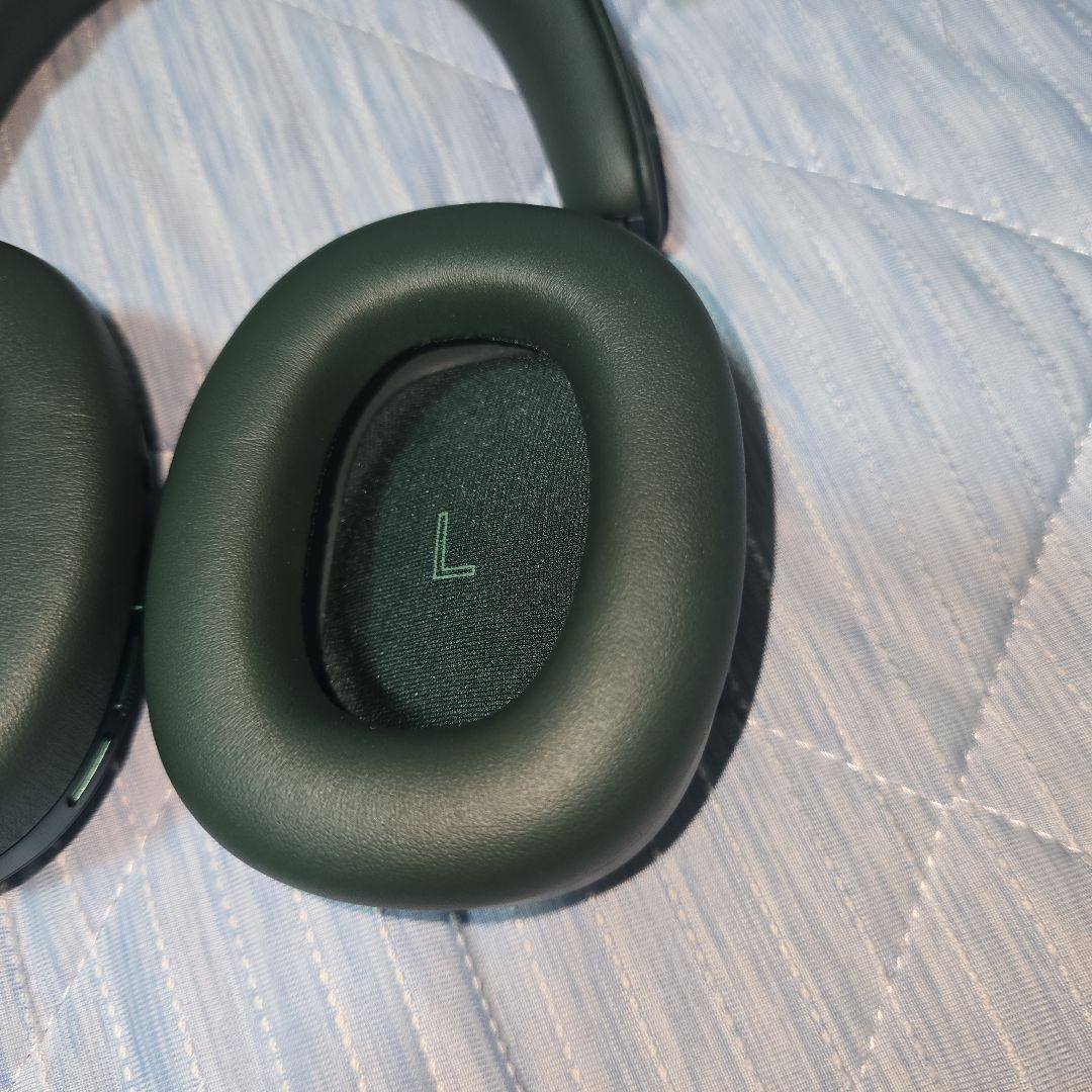 と*ん様 ほぼ新品Bowers & Wilkins Px8 ダークフォレスト