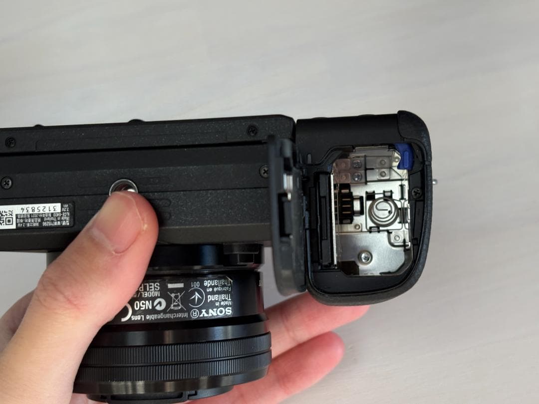 【SD・予備バッテリー付】SONY α6400 パワーズームレンズキット