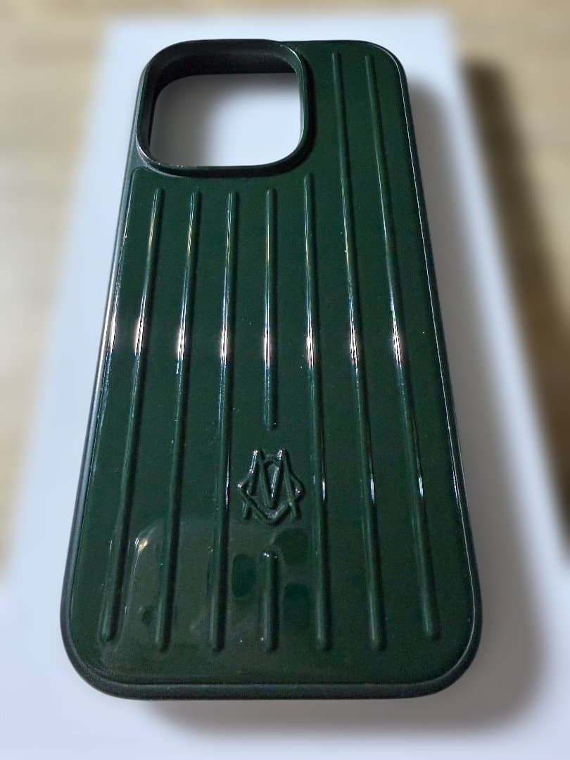 RIMOWA正規品 iPhone 16 Pro MagSafeケース Green