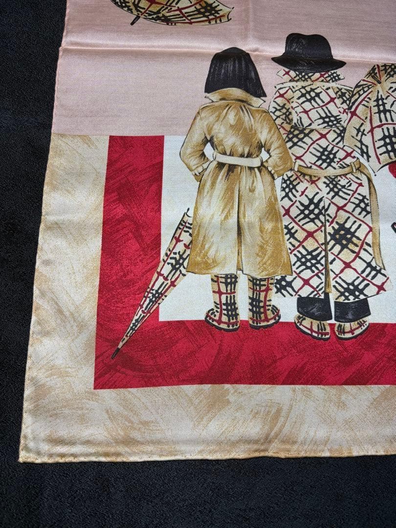 新品タグ付き　BURBERRY 人気ハンカチ