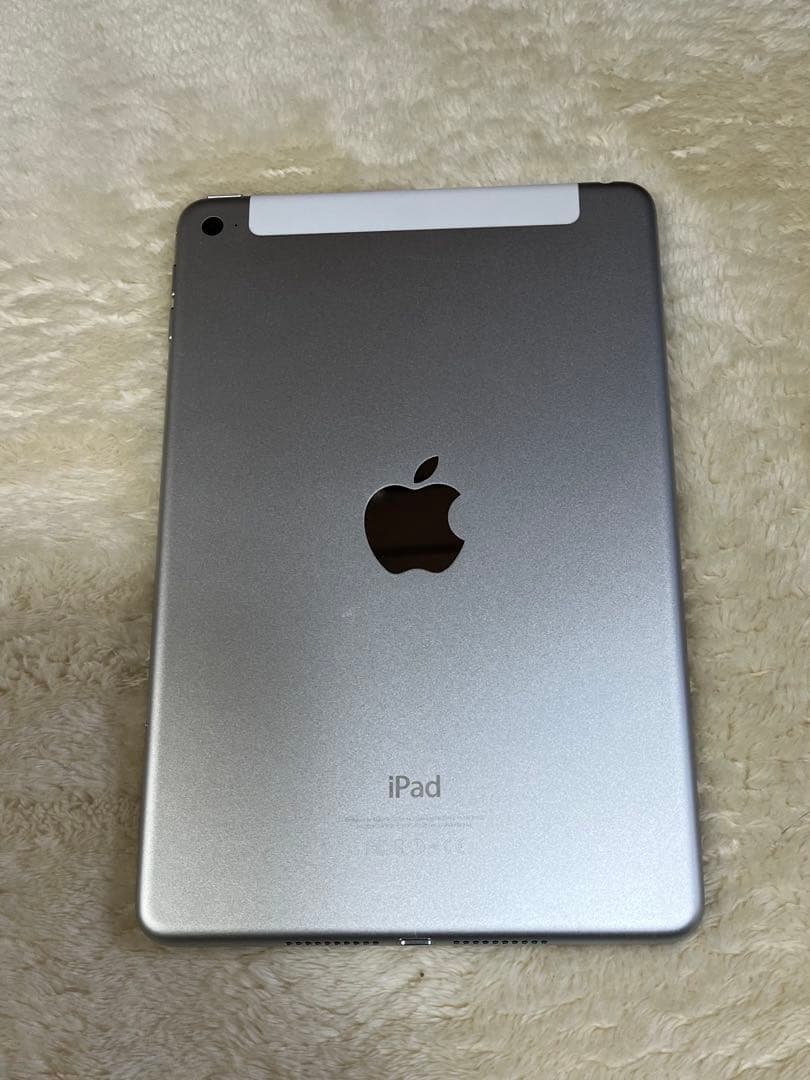 iPad mini4 64GB Wi-Fi + Cellular シルバー