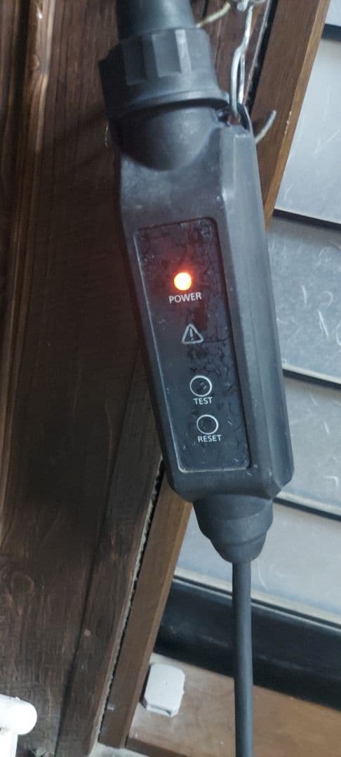 kenken24プリウスphv 純正充電ケーブル最終価格。