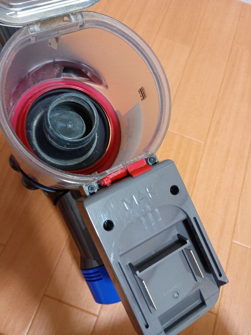 dyson ダイソン V7 SV11 コードレス掃除機マキタバッテリーアダプター